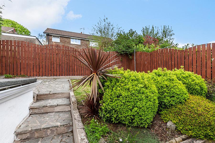 8 Gortin Way
