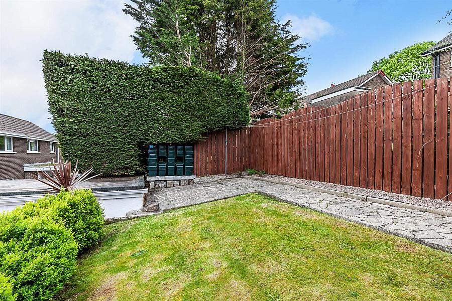 8 Gortin Way