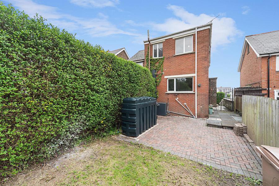 50 Prestwick Park