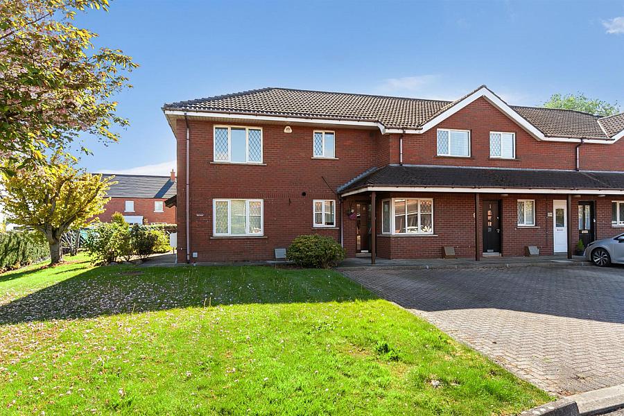 8 Fisherwick Mews