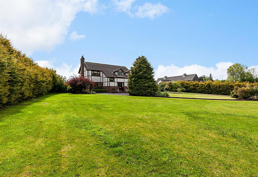 15 Legaloy Road