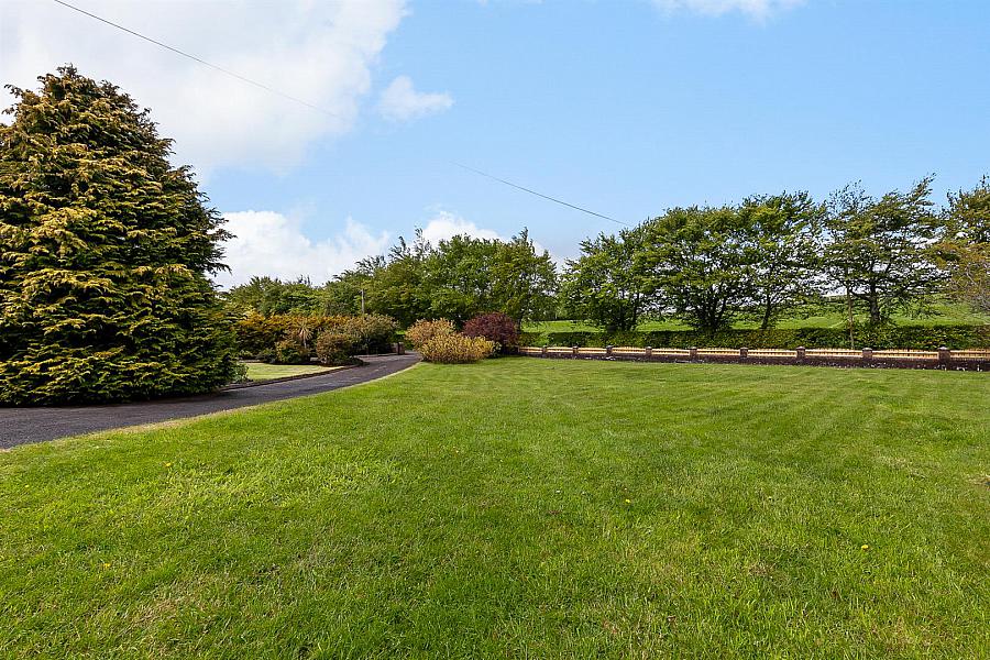 15 Legaloy Road