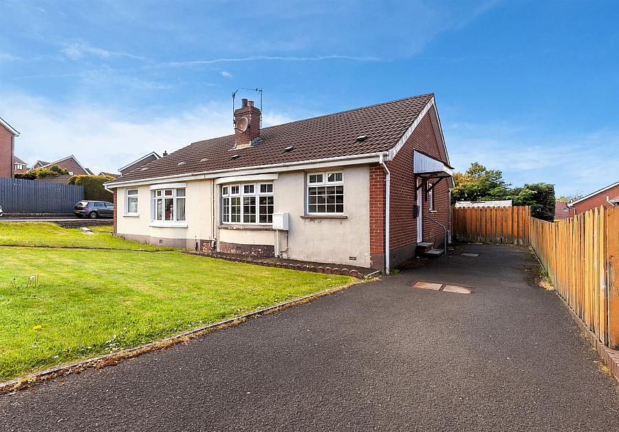 5 Hollybrook Avenue