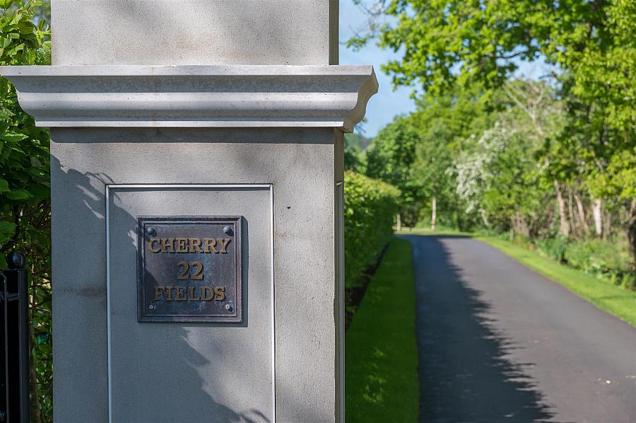 Cherryfields, 22 Cherryburn Road