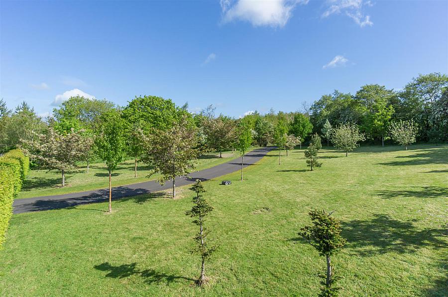 Cherryfields, 22 Cherryburn Road
