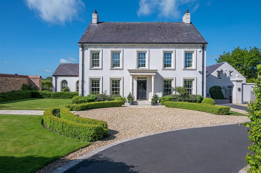 Cherryfields, 22 Cherryburn Road