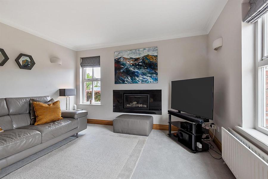 25 Lylehill Green