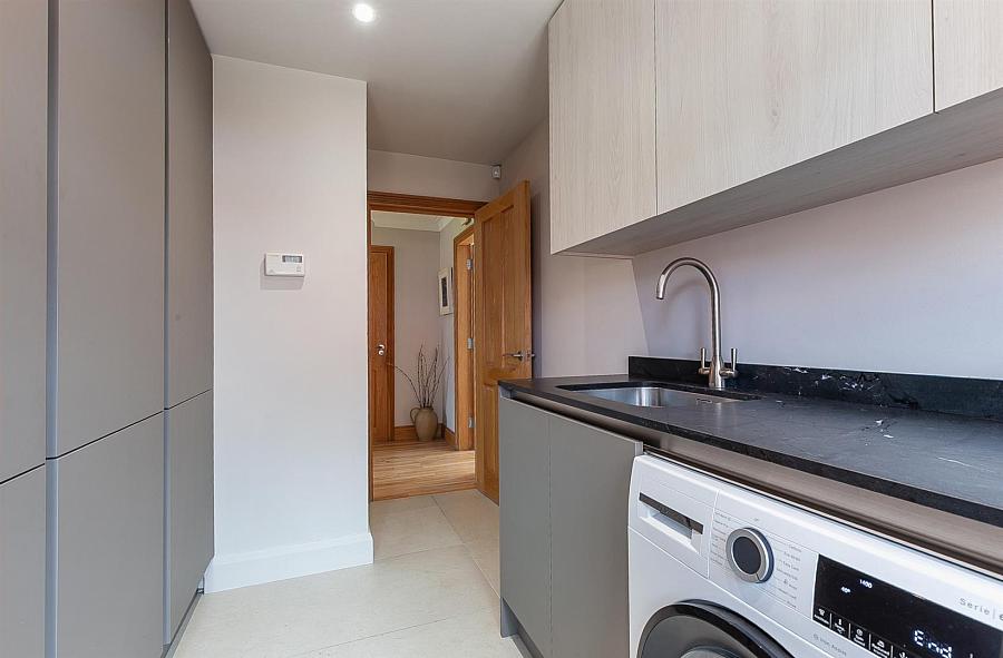 25 Lylehill Green