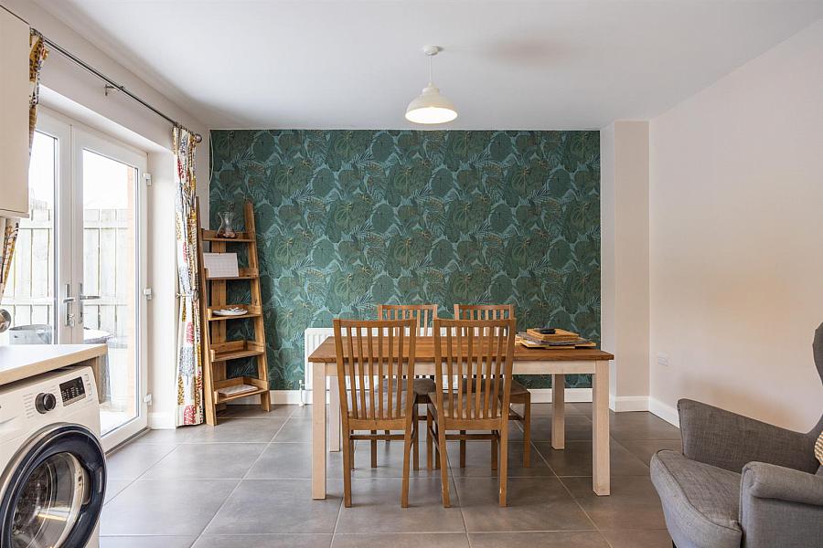 60 Moyra Road