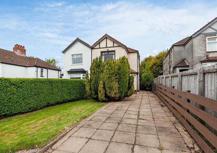 16 Ballysillan Road