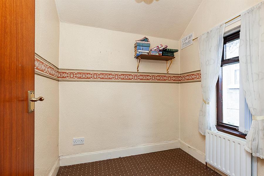 16 Ballysillan Road