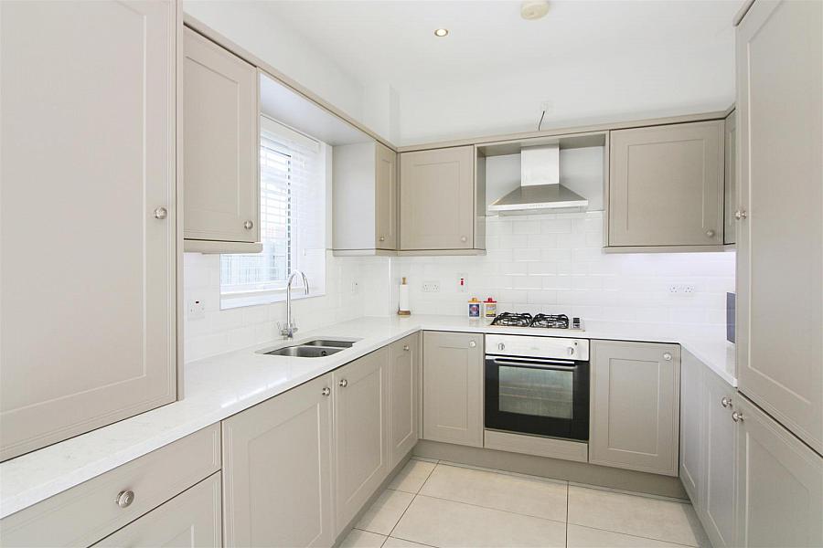 18 Blackrock Row