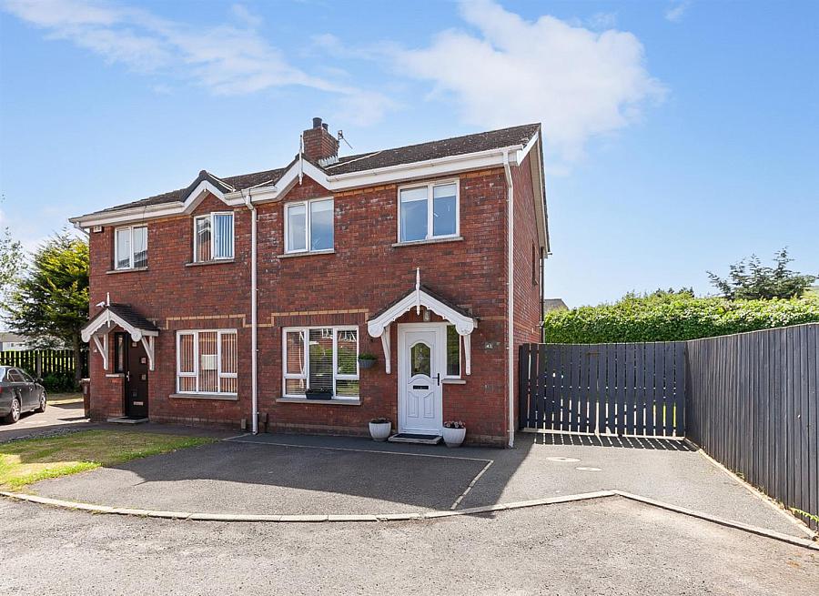 43 Knockview Road