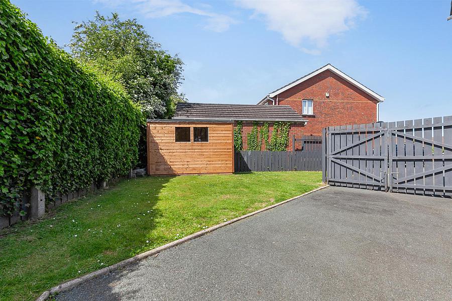 43 Knockview Road