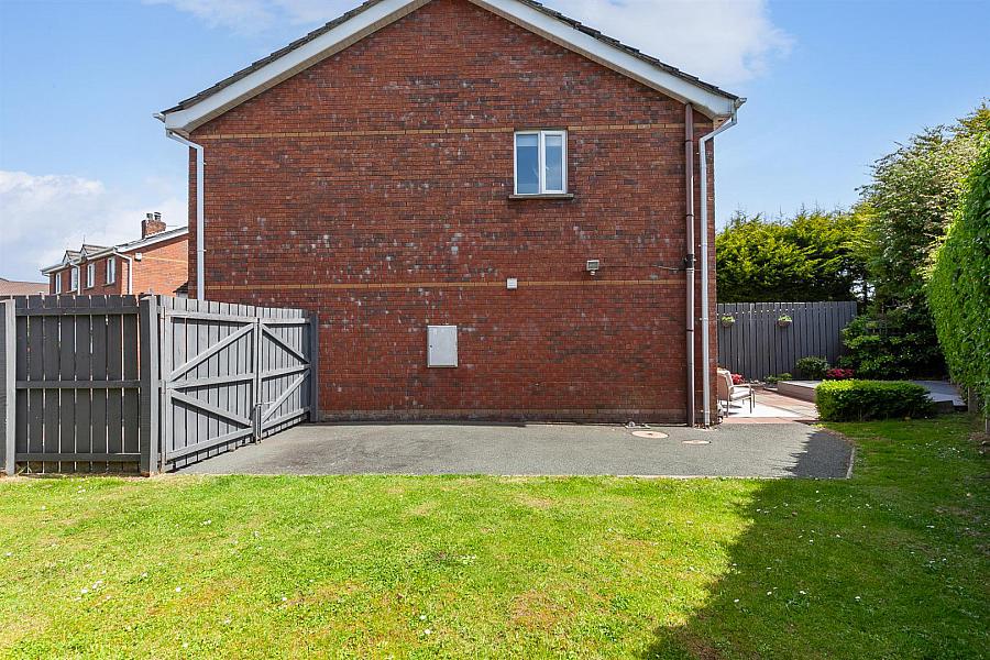 43 Knockview Road
