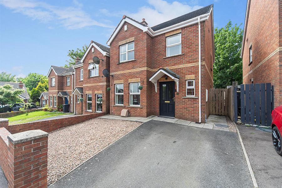 28 Wolfhill Manor