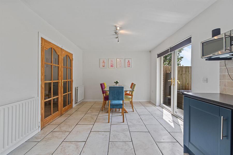 28 Wolfhill Manor