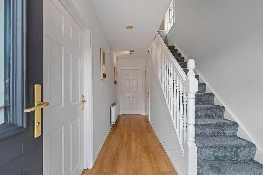 28 Wolfhill Manor