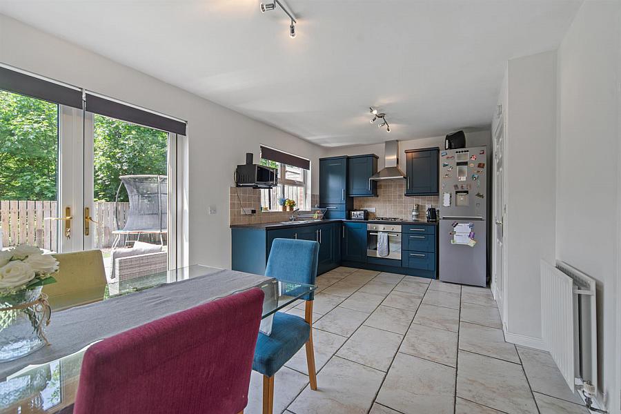 28 Wolfhill Manor