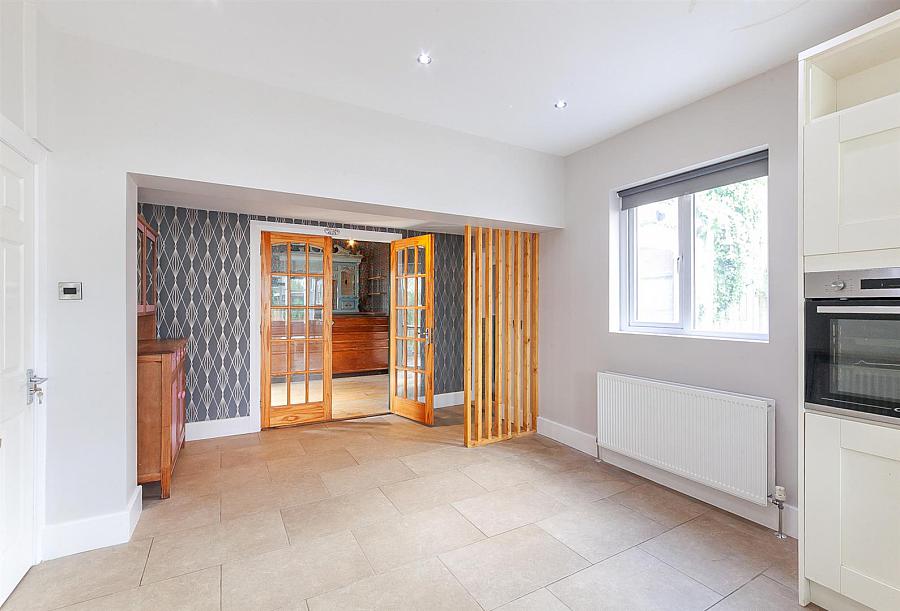 7 Glencoe Park