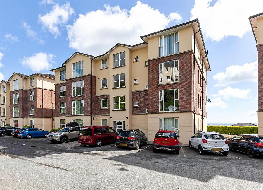 Apartment 37, 4 Northview