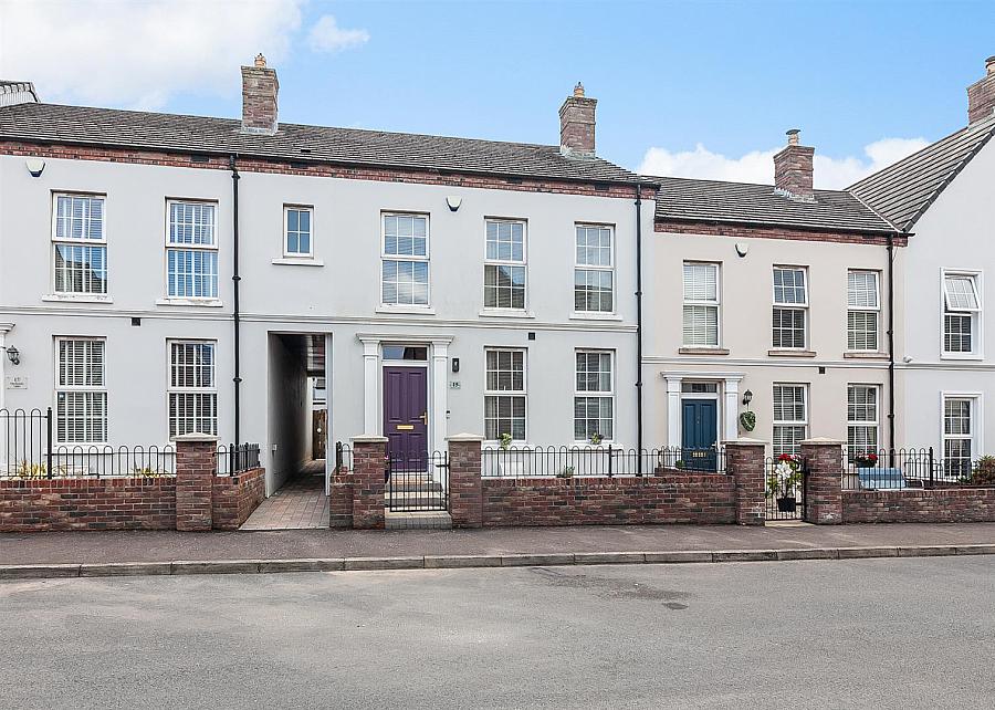 15 Blackrock Lane