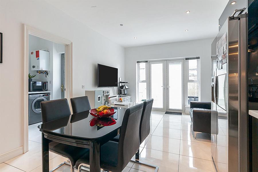 15 Blackrock Lane