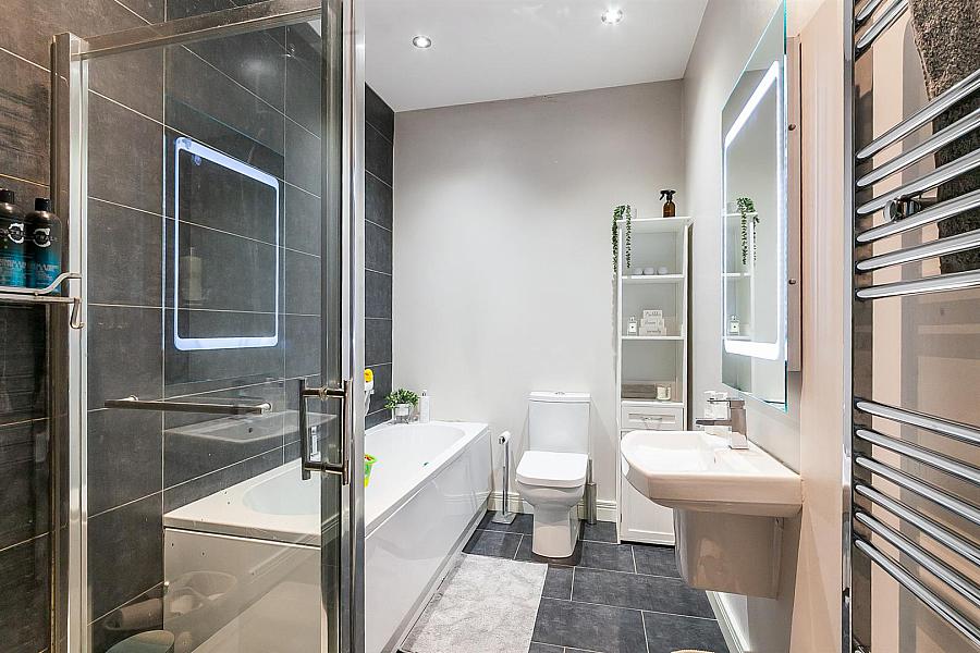 15 Blackrock Lane