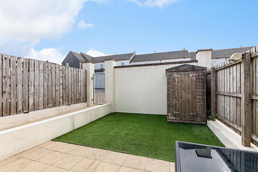 15 Blackrock Lane