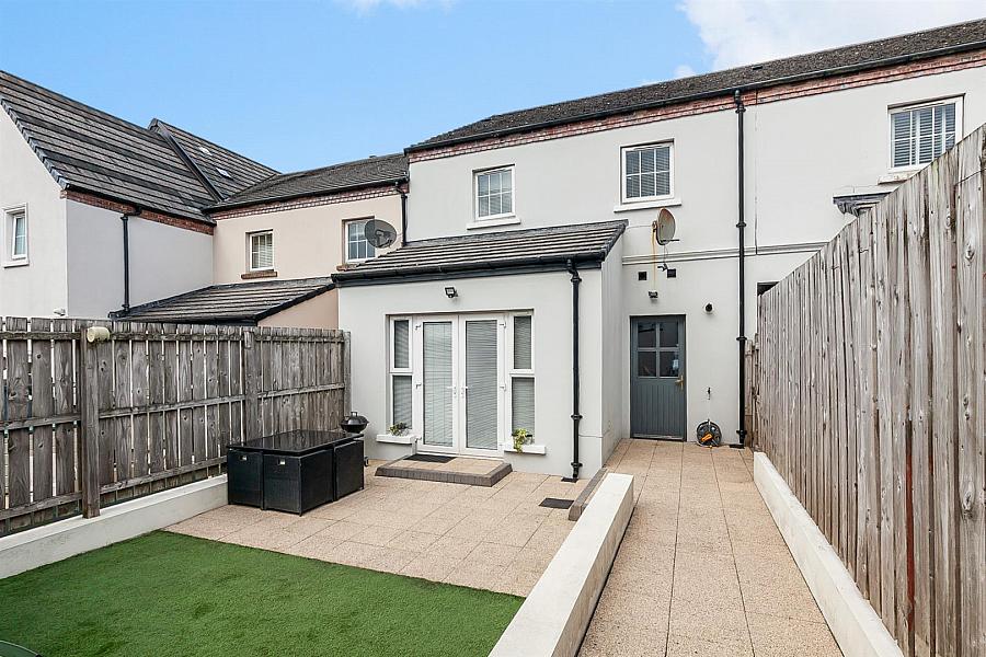 15 Blackrock Lane