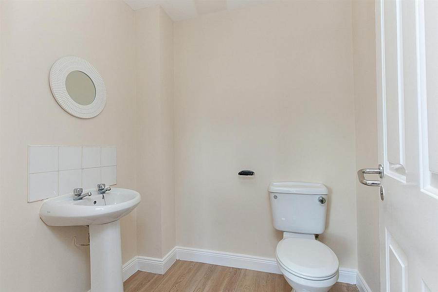 Apartment 3 St James Court