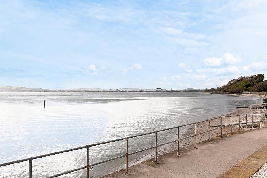 Apartment 3 St James Court