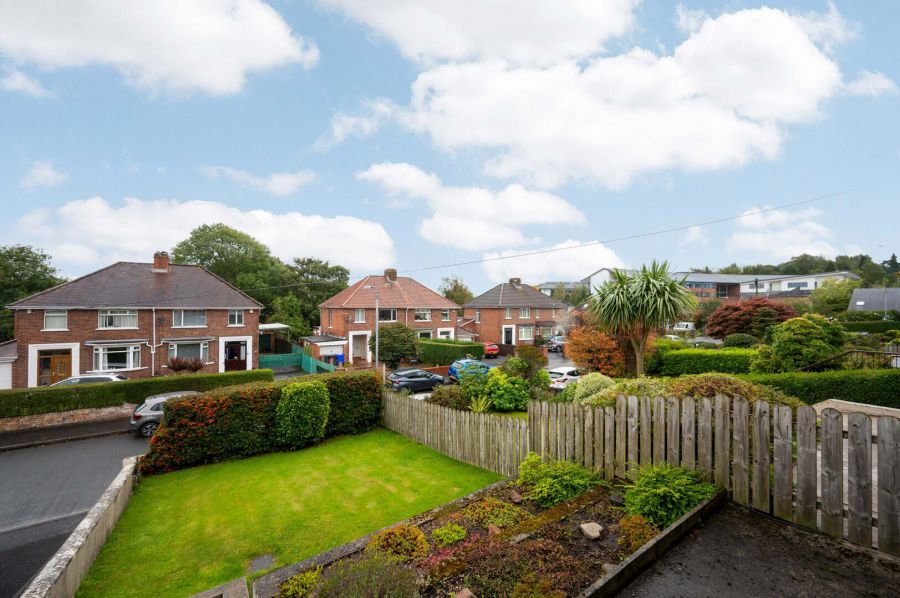 19 Kingsway Gardens