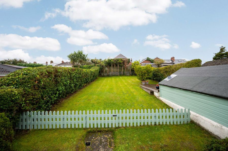 19 Kingsway Gardens