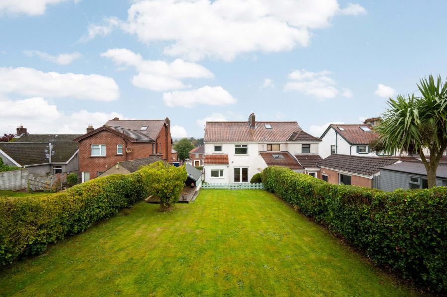 19 Kingsway Gardens