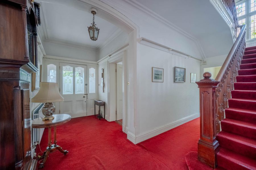 22 Myrtlefield Park