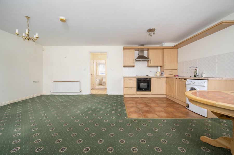 Apartment 2, The Courtyard