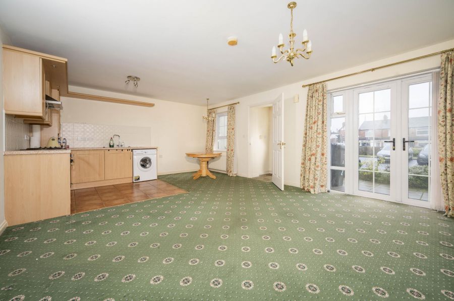 Apartment 2, The Courtyard