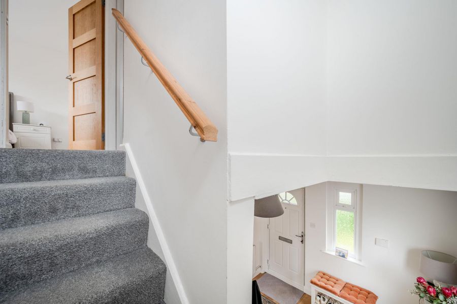 14 Carolhill Park