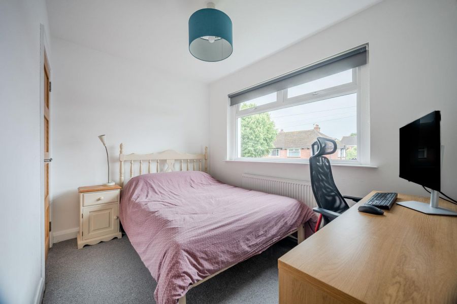 14 Carolhill Park