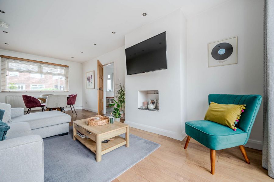 14 Carolhill Park