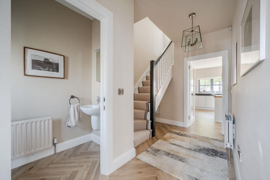 10 Bracken Hill Square
