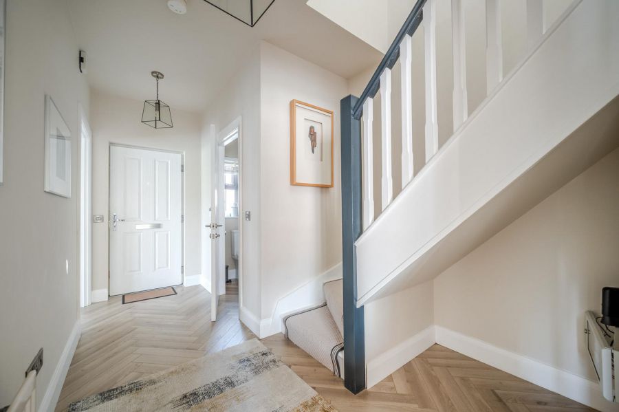 10 Bracken Hill Square
