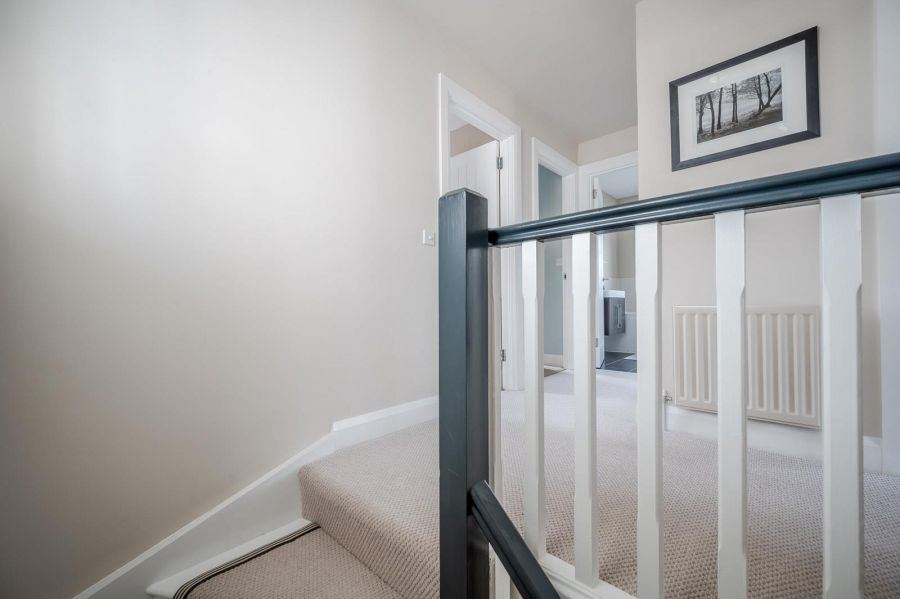 10 Bracken Hill Square