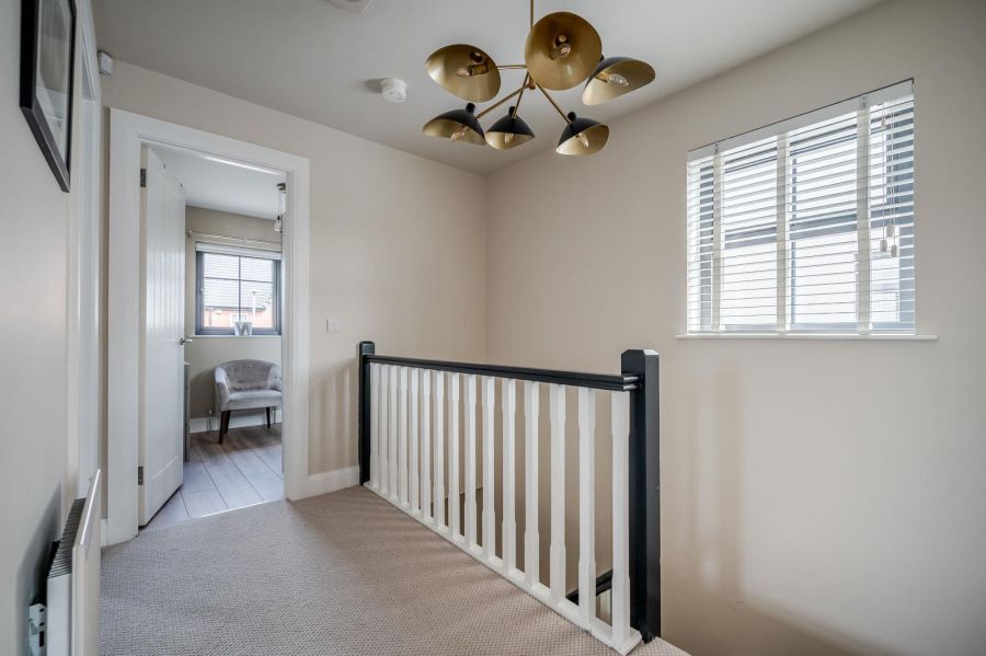 10 Bracken Hill Square