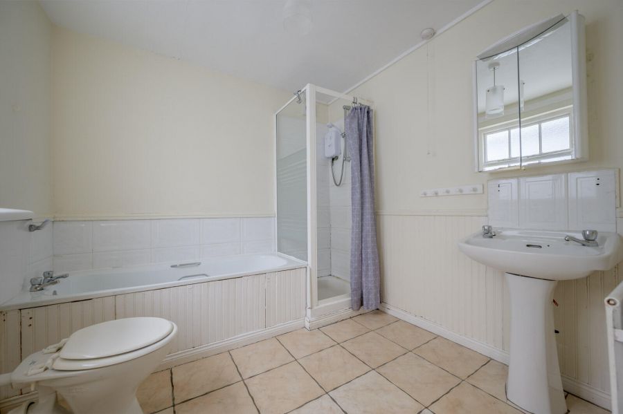 943 Upper Newtownards Road 943 Upper Newtownards Road