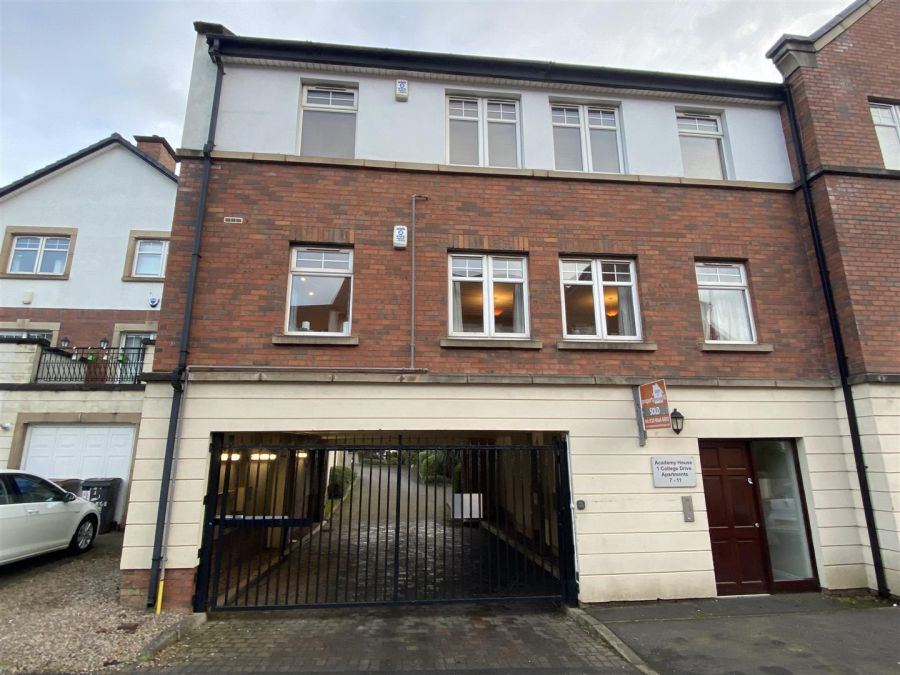 Apt 9 Academy House,1 College Drive, Wellington Square, Belfast, BT7 3LF