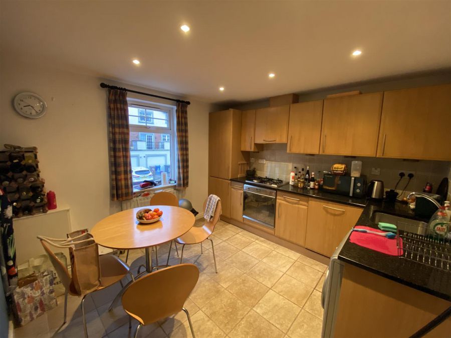 Apt 9 Academy House