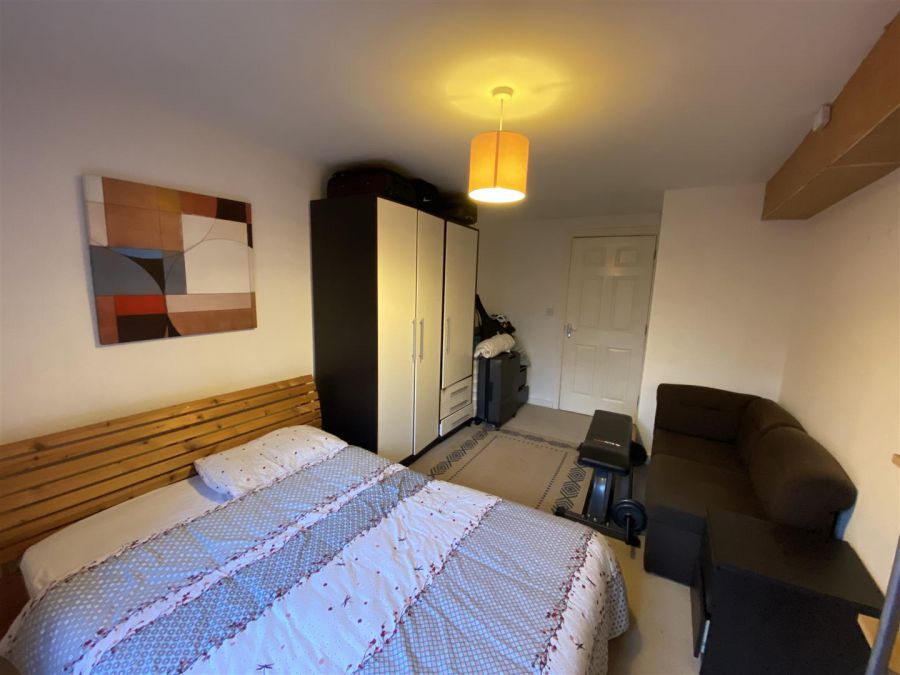 Apt 9 Academy House