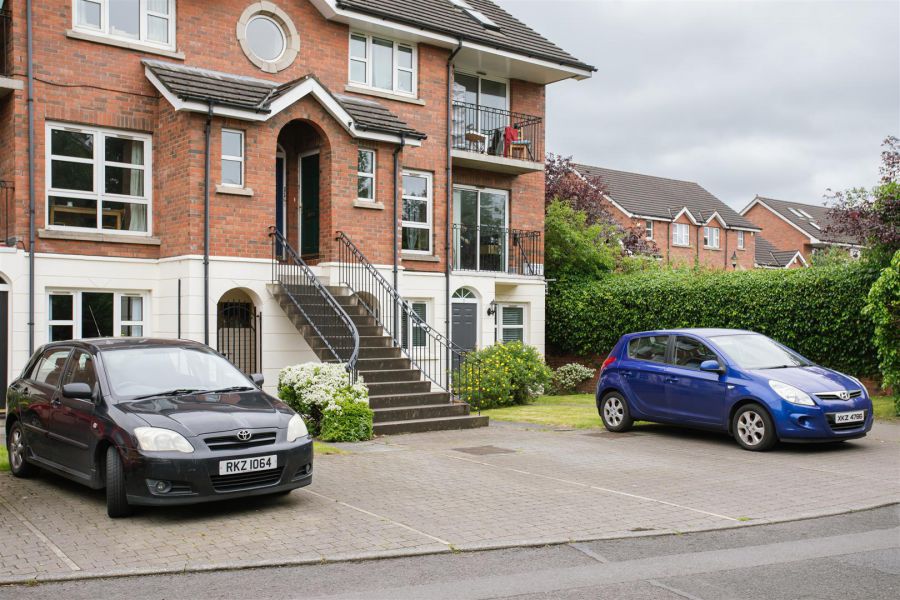 3 Ardenlee Court